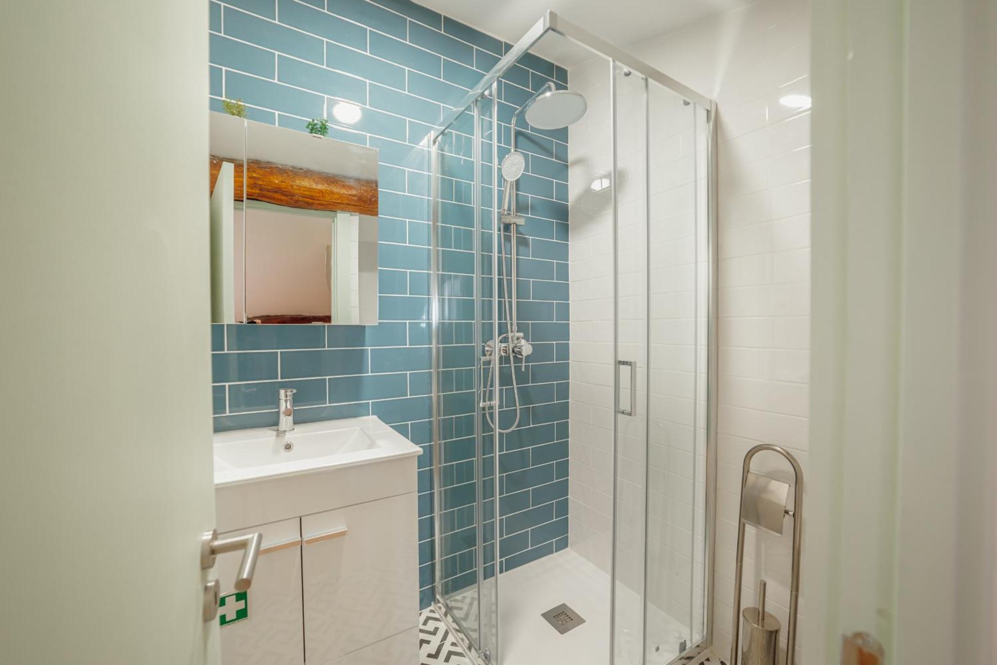 Downtown Suites By Vacationy Porto Exterior photo