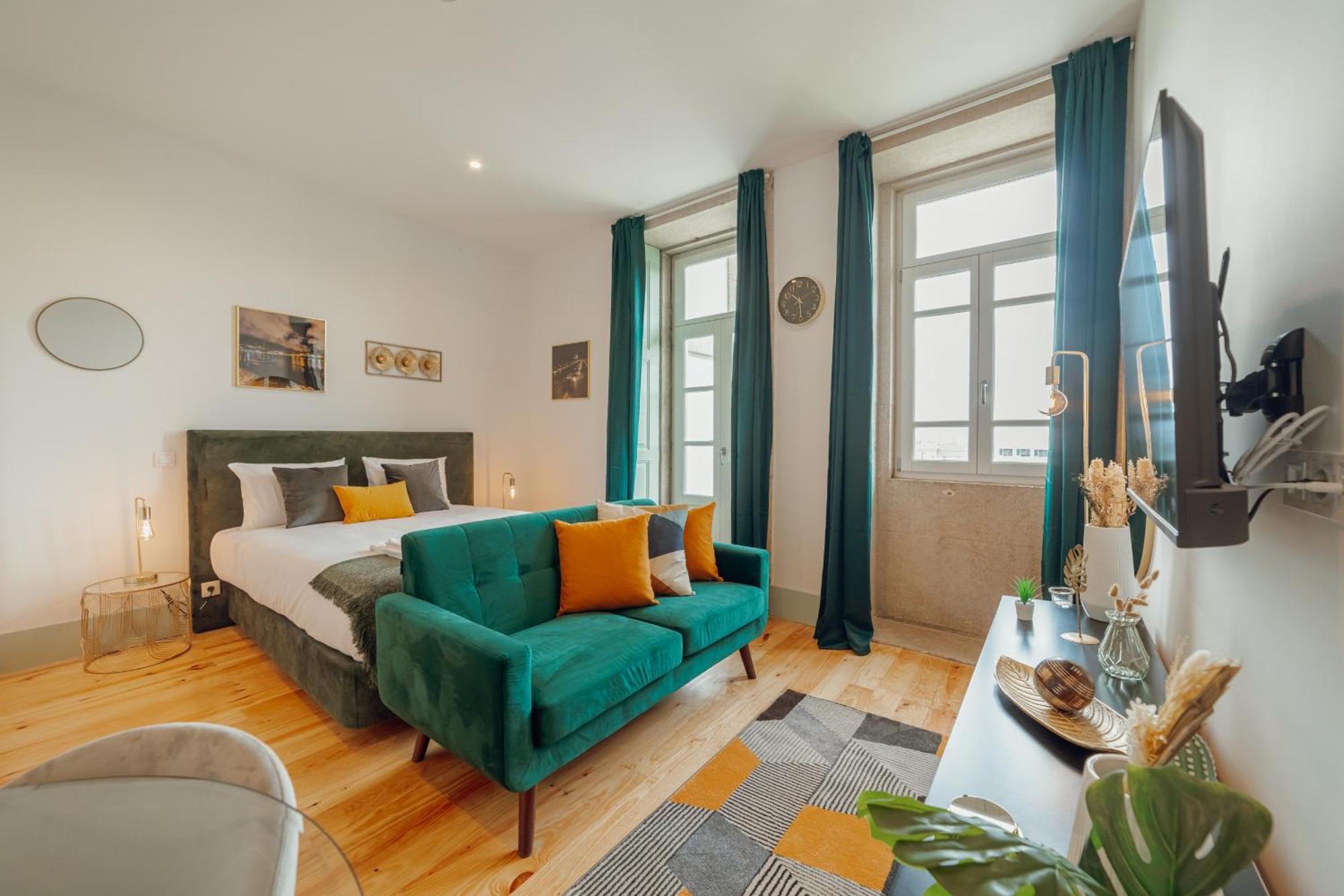 Downtown Suites By Vacationy Porto Exterior photo
