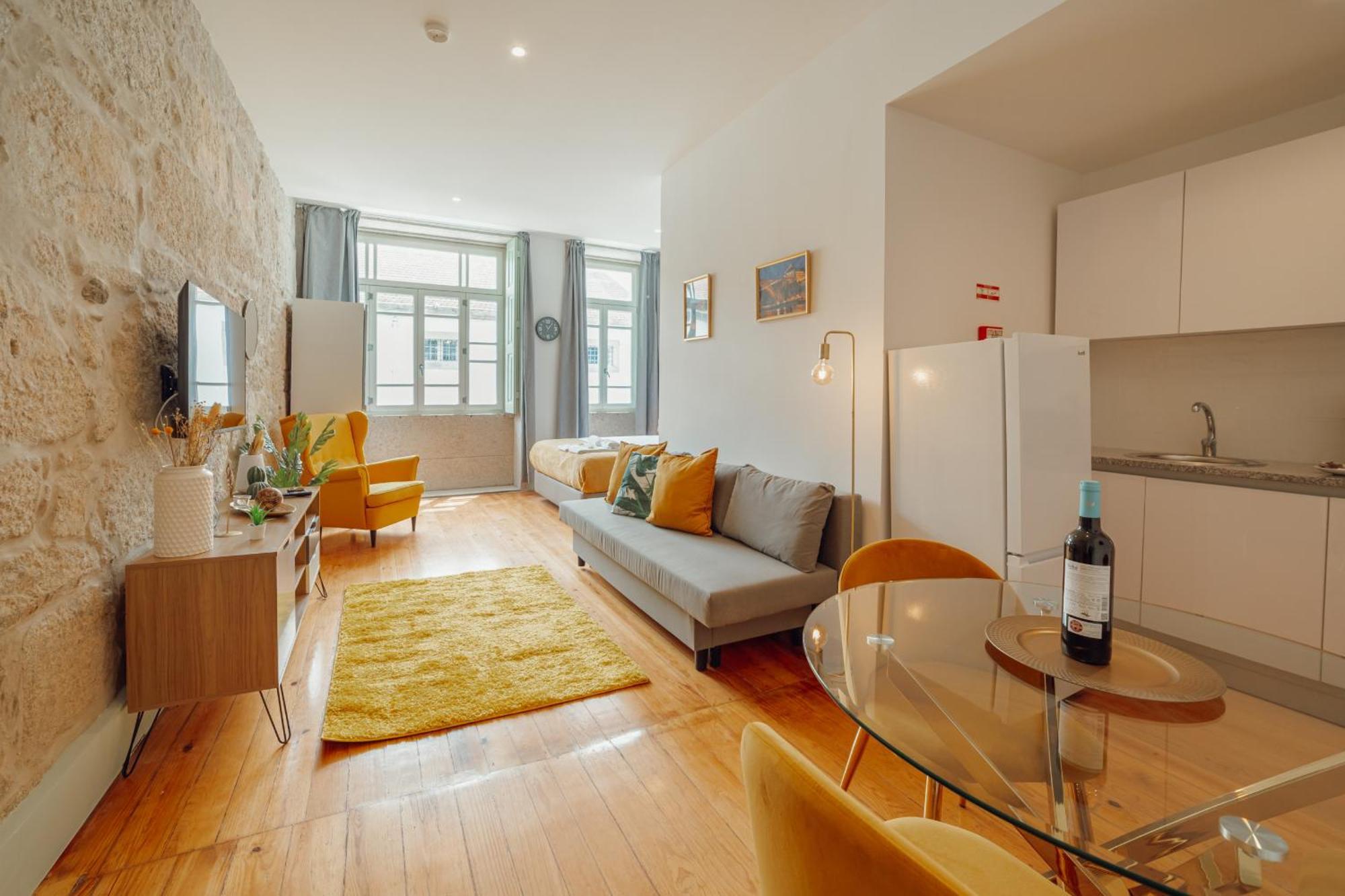 Downtown Suites By Vacationy Porto Exterior photo