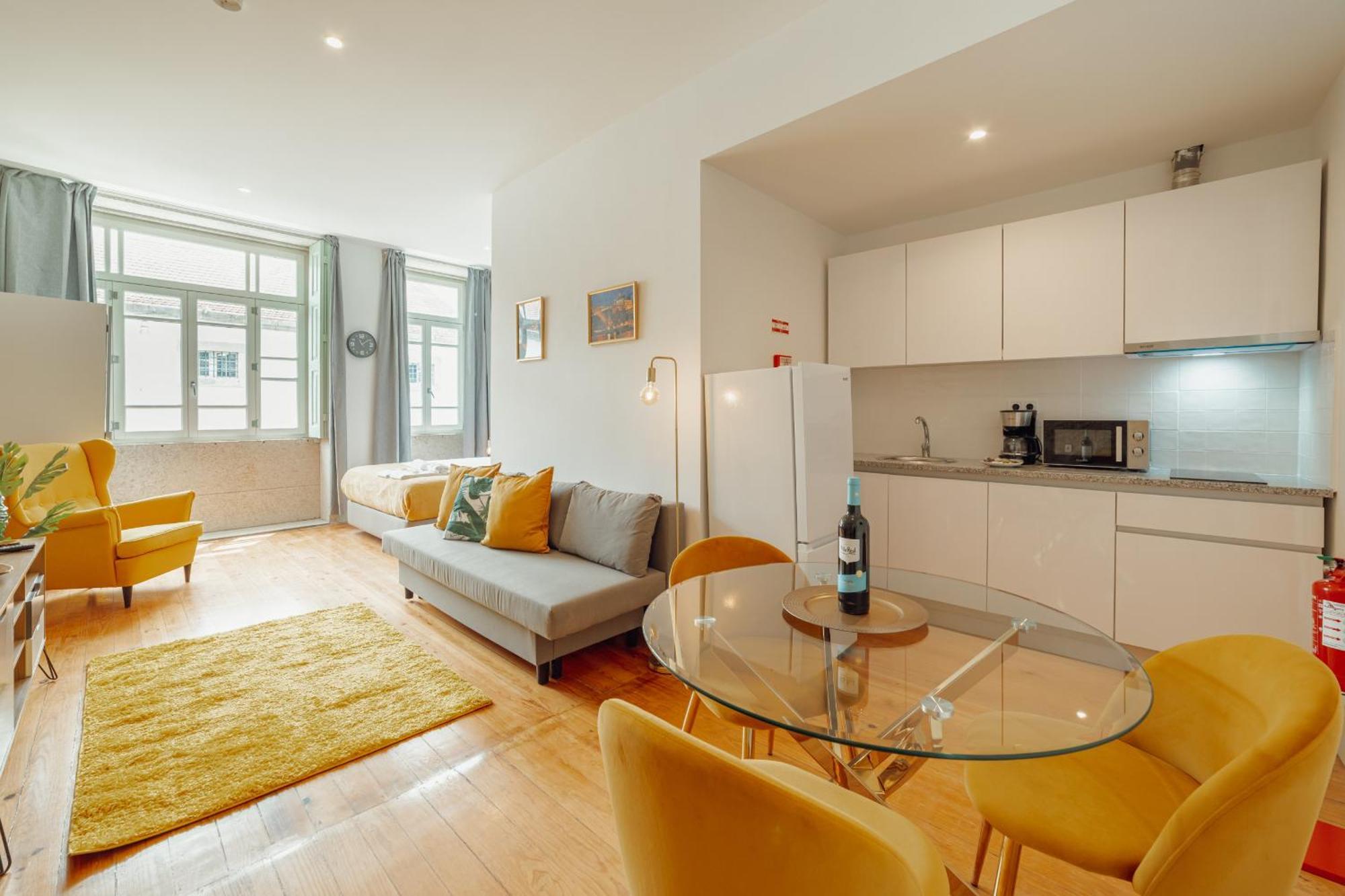 Downtown Suites By Vacationy Porto Exterior photo